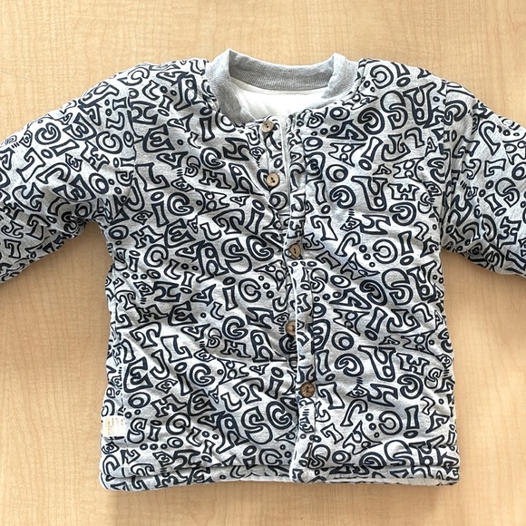 NWOT letter printed padded jacket - Picture 2 of 4